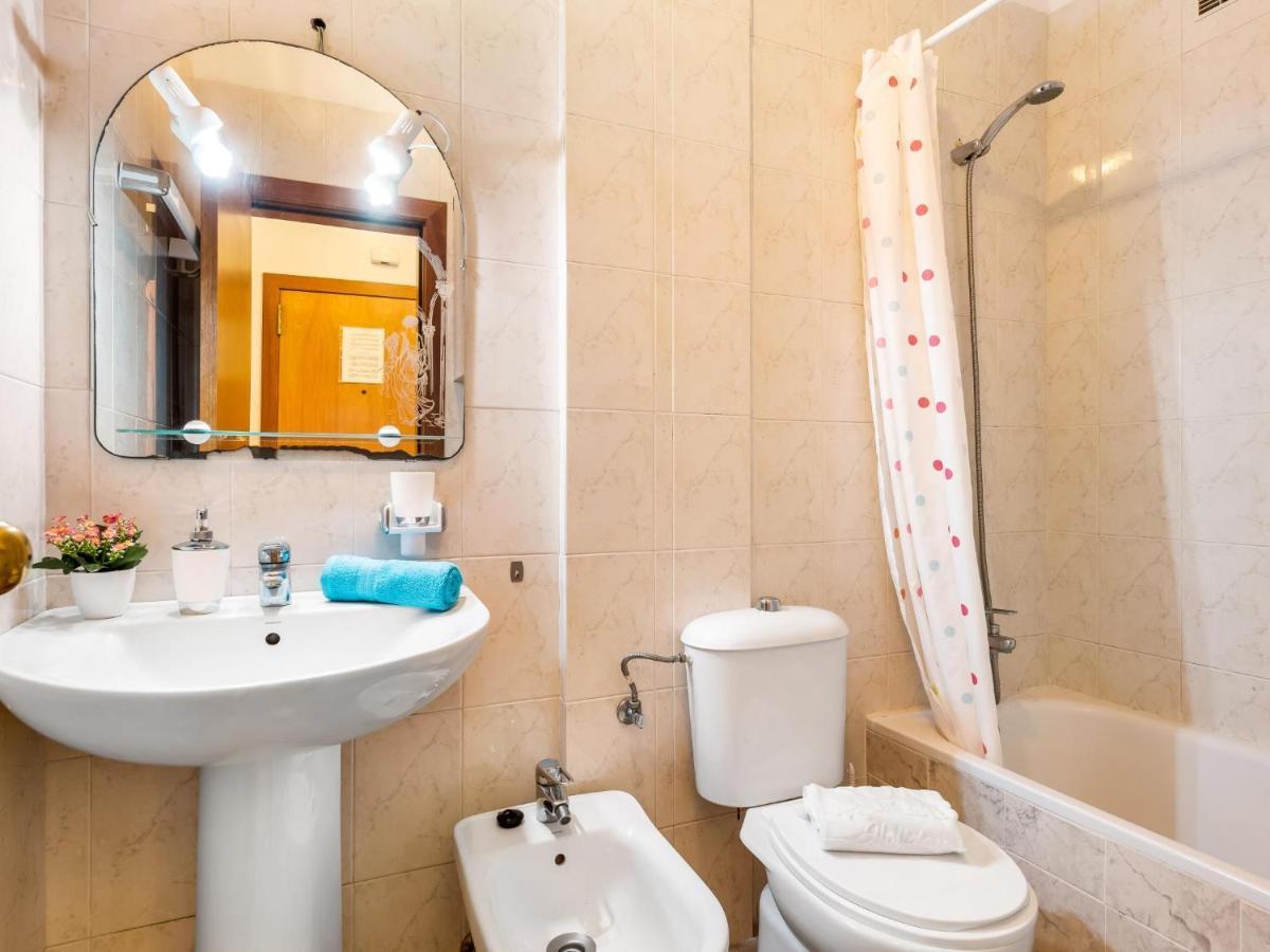 1 1 Beautiful Seafront With Balcony And Wifi Appartement Los Cristianos  Buitenkant foto